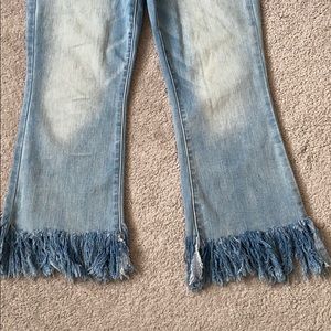 Light Wash Fringe-Bottomed Jeans